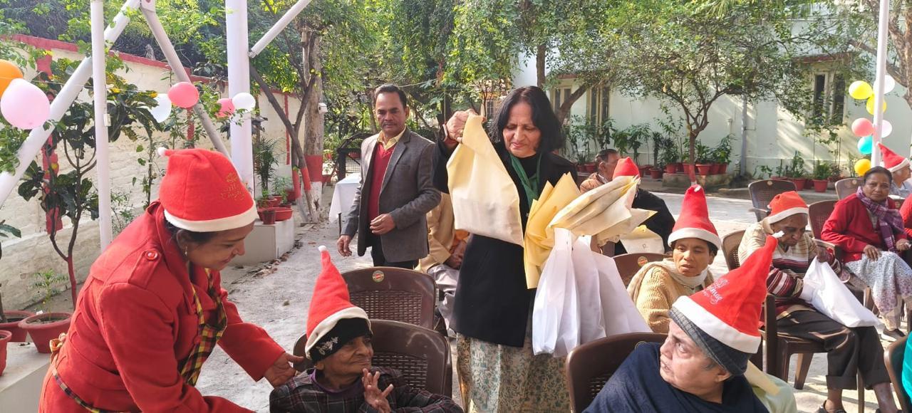 CHRISTMAS DAY CELEBRATIONS AT CHESHIRE HOMES  ON 25 DEC 2025