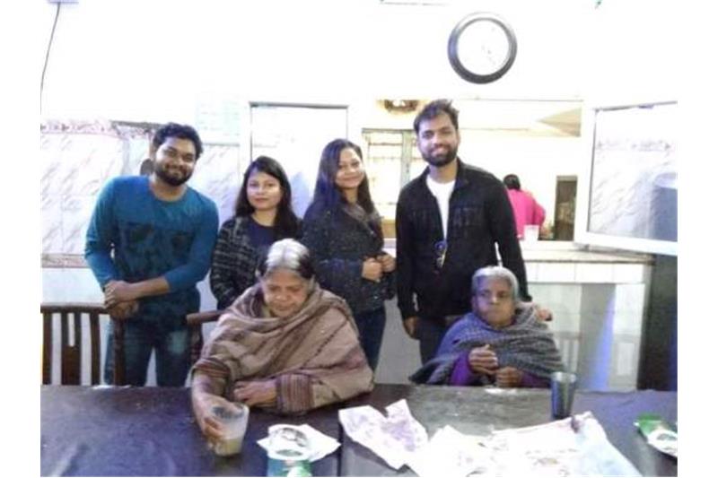 Ms Pragya Singh and others accompanying her came to the Cheshire home and distributed veg rolls and Coffee