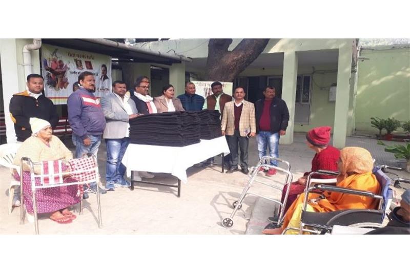 Visit to Cheshire Home Lucknow by Children from Loreto Convent School on 12 Dec 2023