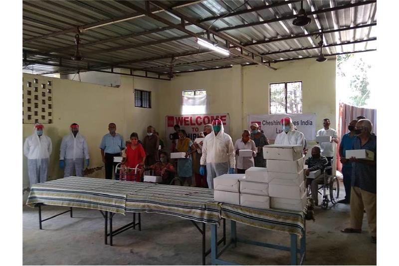 Food packets distributed by Mr Yusuf from Taj Hotel