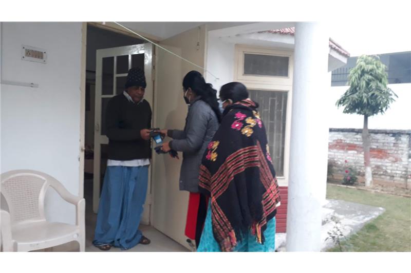 Mr Prashant Kumar Srivastava has distributed socks on 28.12.2021