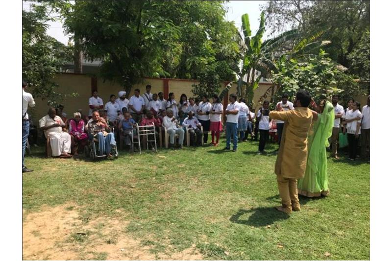 Babu Banarsi Das University Students visited the Cheshire Home Lucknow to celebrate the Birthday of Late Dr Akhilesh Das Gupta