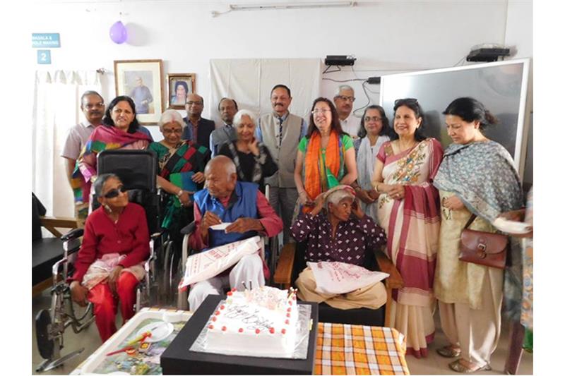 48th Marriage Anniversary of Mr & Mrs KL Gupta 