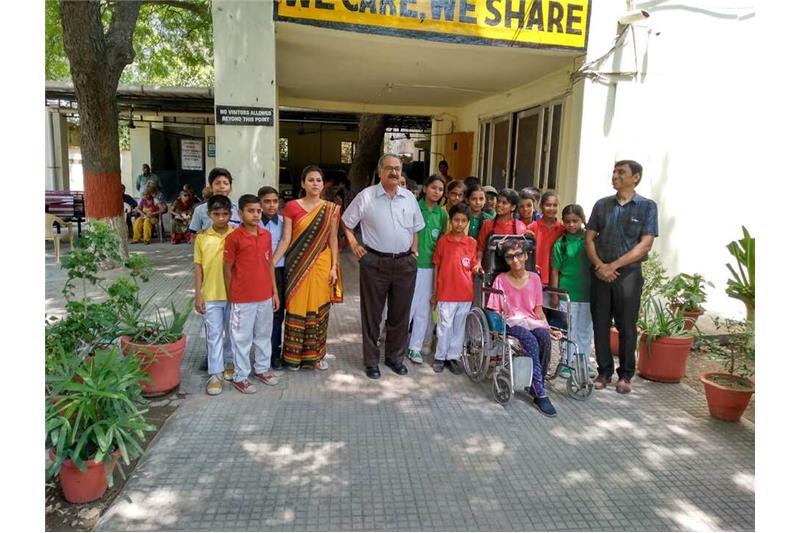 Children from APS Academy Senani Vihar Lucknow visited Cheshire Home 12 May 2019