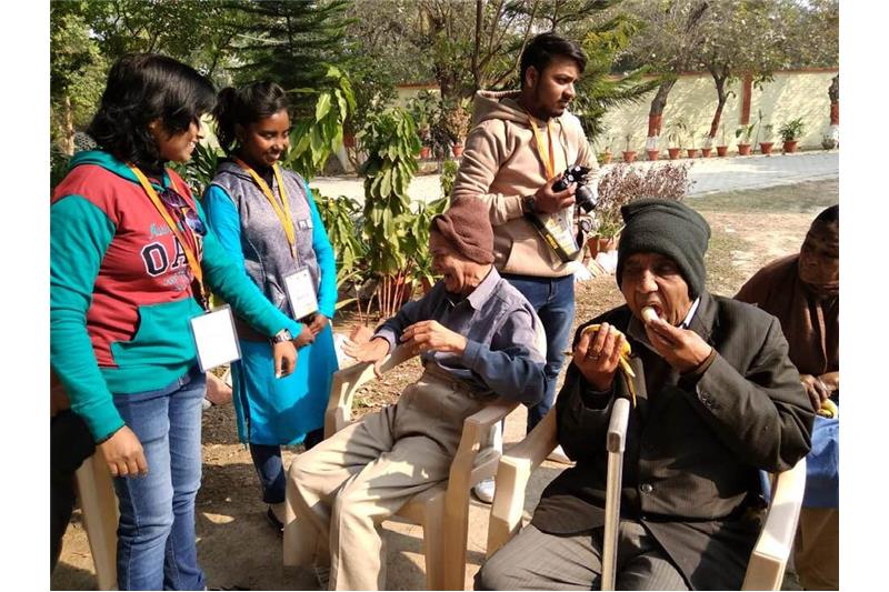 Members of Sanskar Shri Vinayak Trust visited Cheshire Home