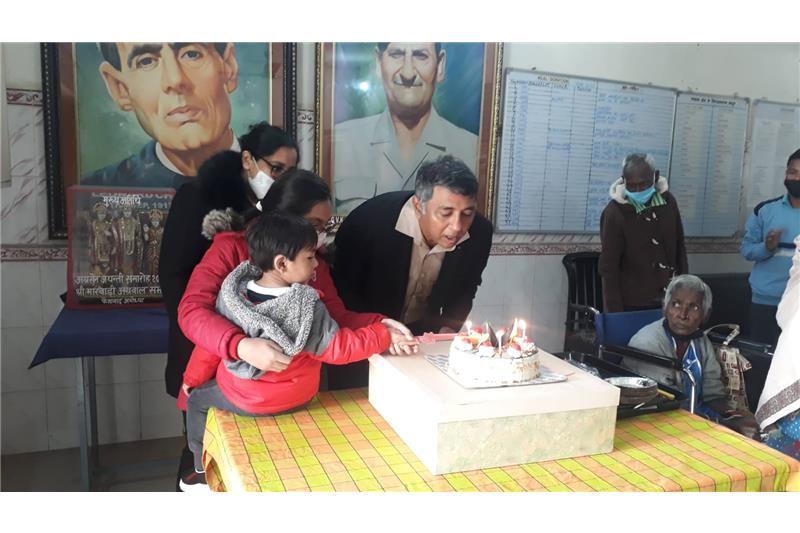 Ms Manju Kalia madam has sponsored breakfast on 20 Jan 22