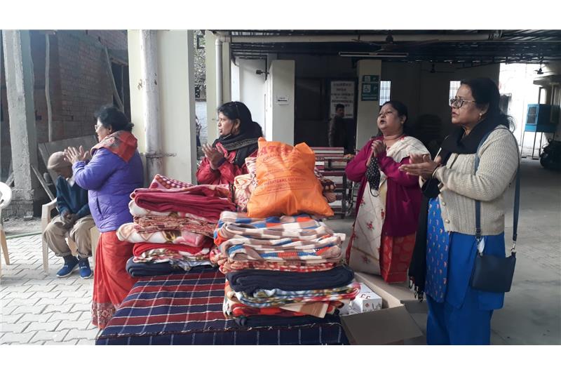 Ms Meena Singh haa donated blankets 30 nos on 21.12.21