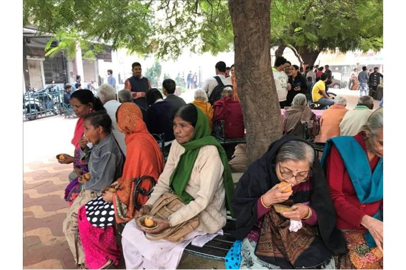 Cheshire Home residents visited to Sharmaji Tea Stall.