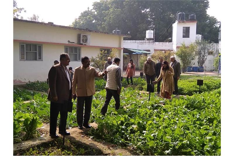 Visit by Mr Kamlesh and 11 members to the Cheshire Home 5 Jan 2020