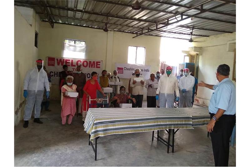 Food packets distributed by Mr Yusuf from Taj Hotel