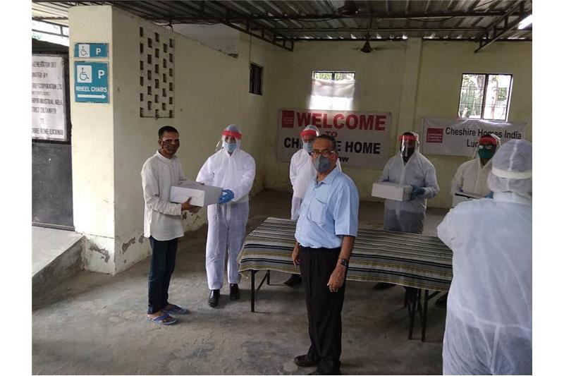 Food packets distributed by Mr Yusuf from Taj Hotel