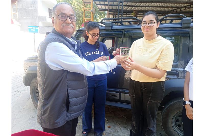 08 Mar 2025 - Today Ms Aarya Agarwal and 03 other members from the Interact Club