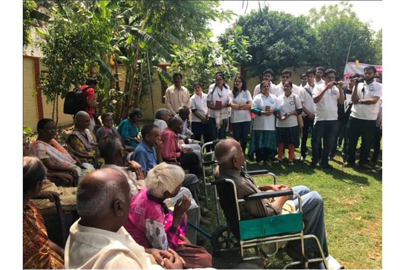 Babu Banarsi Das University Students visited the Cheshire Home Lucknow to celebrate the Birthday of Late Dr Akhilesh Das Gupta