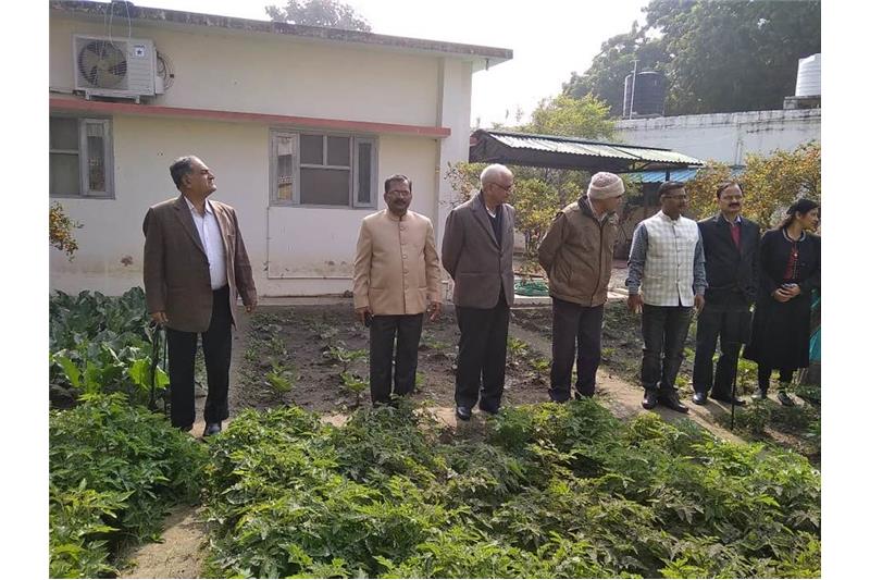 Visit by Mr Kamlesh and 11 members to the Cheshire Home 5 Jan 2020