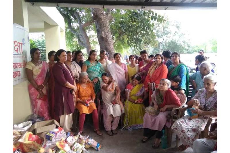 Visit by ladies of 4th SSB Battalion led by the Commanding Officers wife Ms Sandhya Shinde 